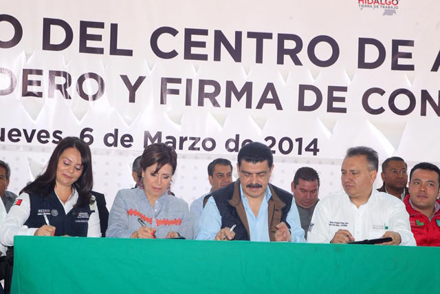 La política social fomenta la capacidad productiva, afirma Rosario Robles