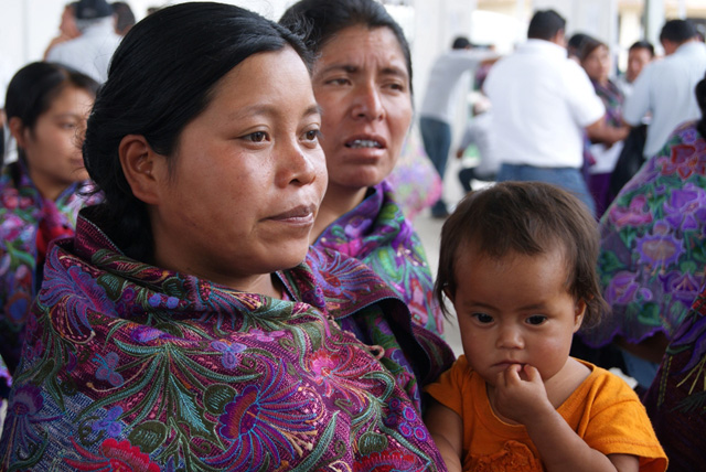 Benefician Oportunidades y el PAL  a millón y medio de hogares indígenas