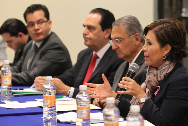Acelerará la reconstrucción la participación de la sociedad civil: Rosario Robles