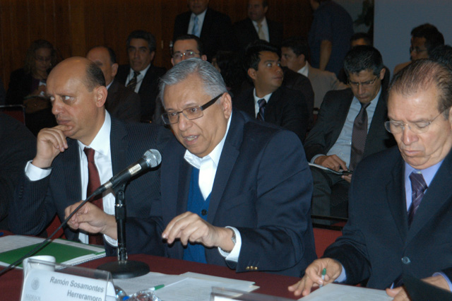 Combatirán los tres niveles de gobierno la pobreza y la marginación en la ciudad de México