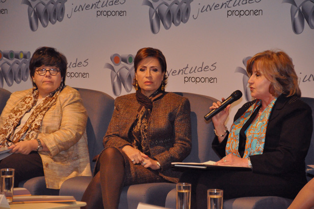 Aprovechar el entusiasmo, idealismo y vitalidad de la juventud, pide la titular de la Sedesol