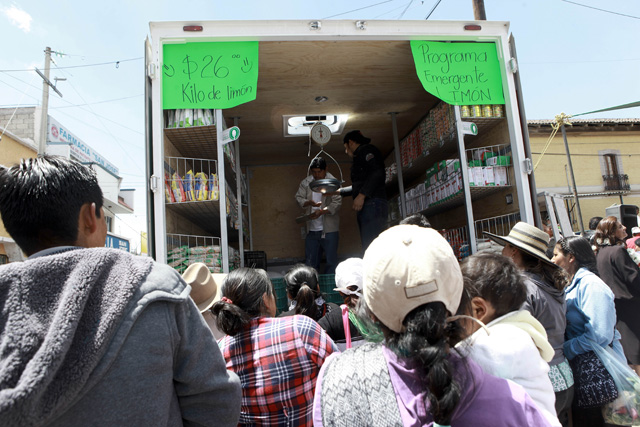 Supervisa Héctor Velasco Monroy el arranque de venta emergente de limón en tiendas comunitarias Diconsa