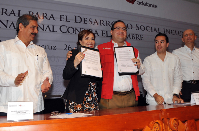 Firma del Acuerdo Integral para el Desarrollo Social Incluyente Sedesol - Gobierno de Veracruz