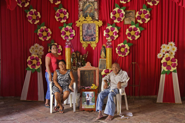 Mariela Coello - “La Familia” - Familia chiapaneca