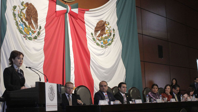 Comparecencia de Rosario Robles ante las Comisiones Unidas de Desarrollo Social y de Asuntos Ind&iacute;genas de la C&aacute;mara de Diputados