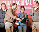 FLUYE APOYO, AUN EN ZONA HOSTIL